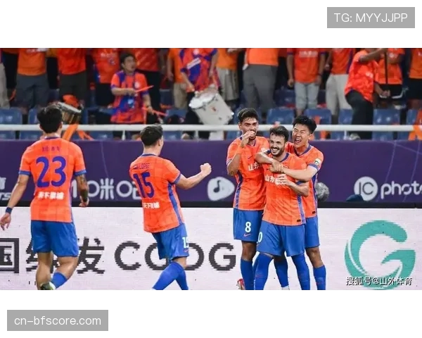 山东泰山六球狂胜国安一役 瓦科帽子戏法展现进攻多元性